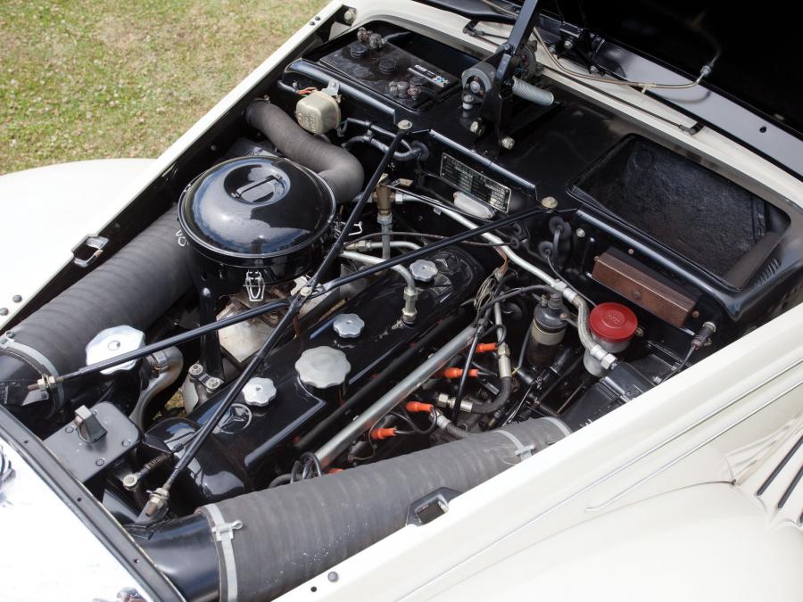  Mercedes-Benz 220 Cabriolet B 1951 года  (фото 15 из 18)